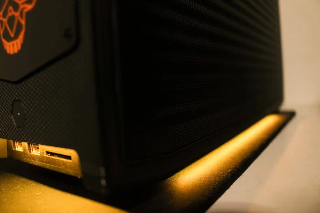 Review: intel nuc 11 extreme beast canyon é mini pc gamer com desempenho de gente grande Intel nuc 11 extreme beast canyon