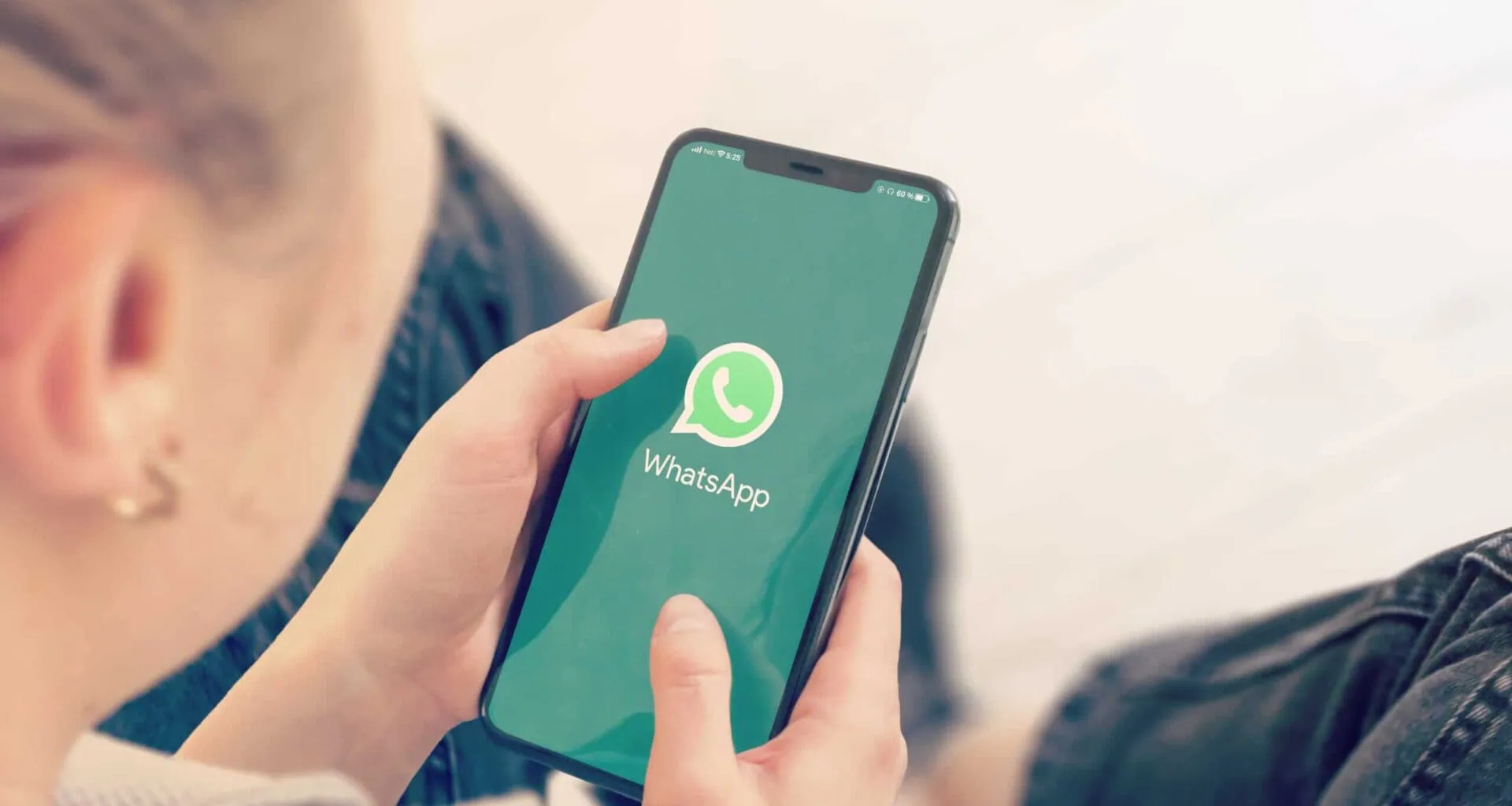 Orang yang menggunakan whatsapp