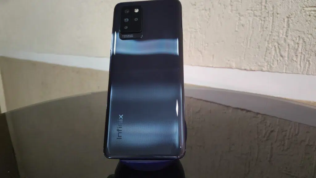 Review: smartphone infinix note10 pro surpreende com boas especificações e dois anos de garantia .