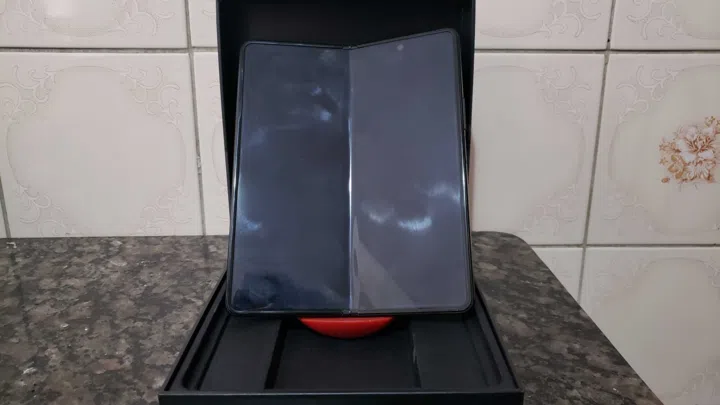 recension: galaxy z fold3 Recension: galaxy z fold3. Galaxy Z Fold3, Samsungs top-of-the-line vikbara, ger det bästa av smartphones till en gigantisk skärm med stöd för s-pen