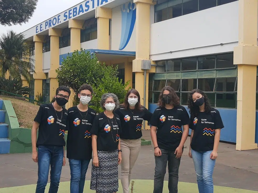 São Carlos の学生が Solve for Tomorrow の勝者に Solve for Tomorrow 2021 の受賞者