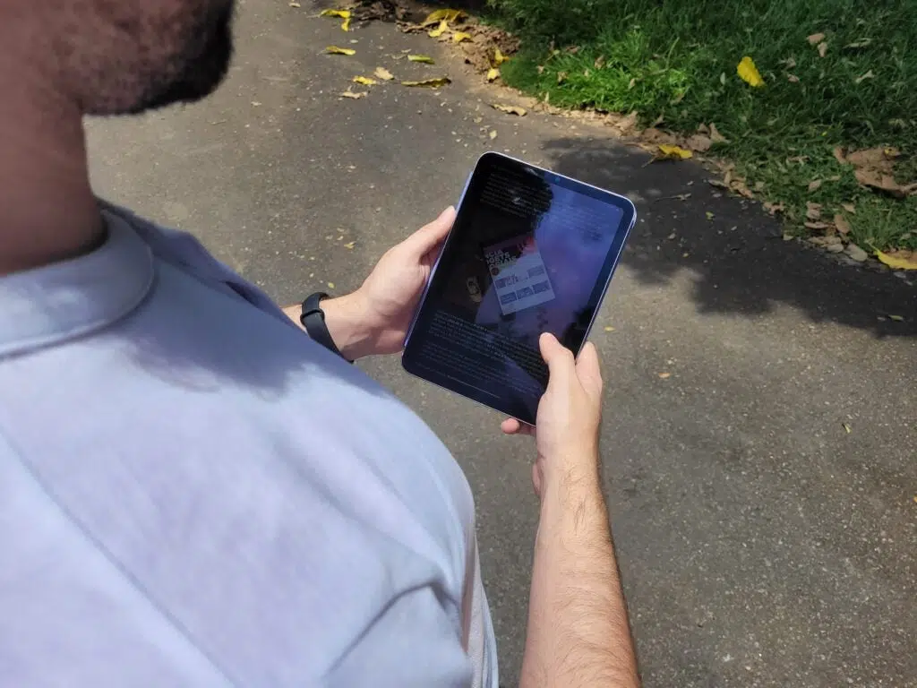 Review: ipad mini 6 é extremamente poderoso e portátil Review: ipad mini 6 é extremamente poderoso e portátil. O ipad mini 6 é pequeno, prático e poderoso. A apple acertou em cheio ao trazer o usb-c para a linha mini, que traz o processador a15 bionic do iphone 13