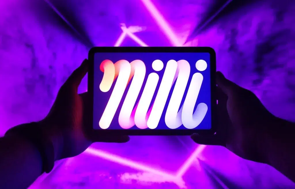 Review: ipad mini 6 é extremamente poderoso e portátil Review: ipad mini 6 é extremamente poderoso e portátil. O ipad mini 6 é pequeno, prático e poderoso. A apple acertou em cheio ao trazer o usb-c para a linha mini, que traz o processador a15 bionic do iphone 13