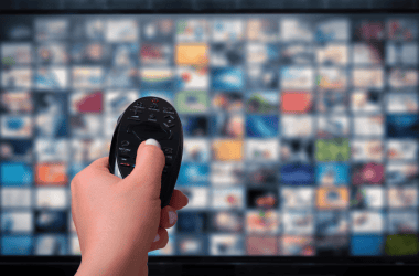 Os melhores sites para assistir filmes online grátis. Você não precisa gastar dinheiro para assistir séries e filmes online grátis. Conheça várias opções de streaming gratuitos que vão fazer bem ao seu bolso