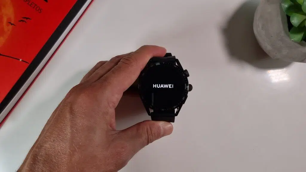 Huawei watch gt 3 chega ao brasil com bateria de até 14 dias Smartwatch huawei watch gt 3