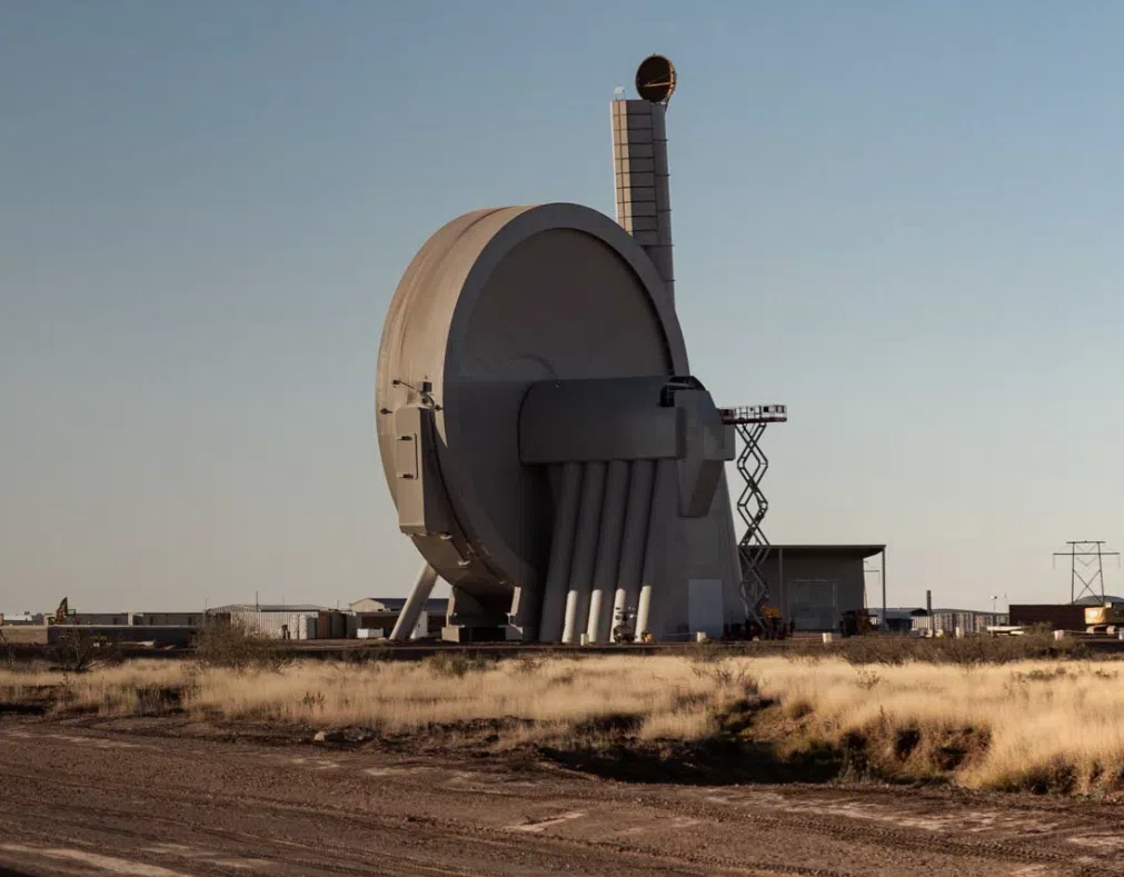 Peluncuran spinlaunch dalam format vertikal