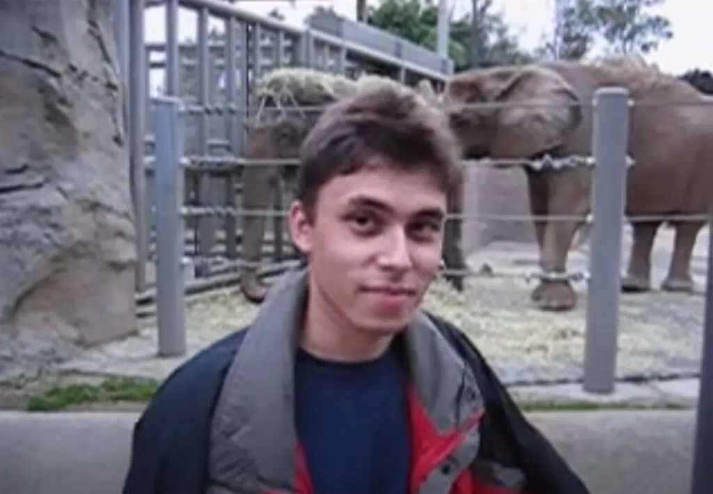 The battle for users: dating apps bet on video The battle for users: dating apps bet on video. Today's social networks are completely dependent on videos, and dating apps gain a lot of strength from it.