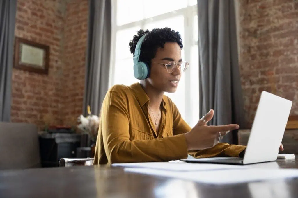 Microsoft Conect+ offers free courses in the IT area Microsoft Conect+ offers free courses in the IT area