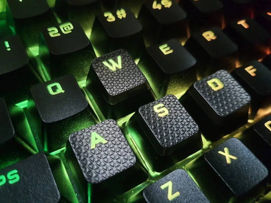 Bewertung: Die Corsair K100 RGB-Tastatur ist eine robuste Option für Gamer Bewertung: Die Corsair K100 RGB-Tastatur ist eine robuste Wahl für Gamer