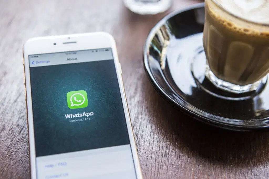 Como transferir conversas do whatsapp do android para iphone com o <strong>anytrans</strong> Como transferir conversas do whatsapp do android para iphone