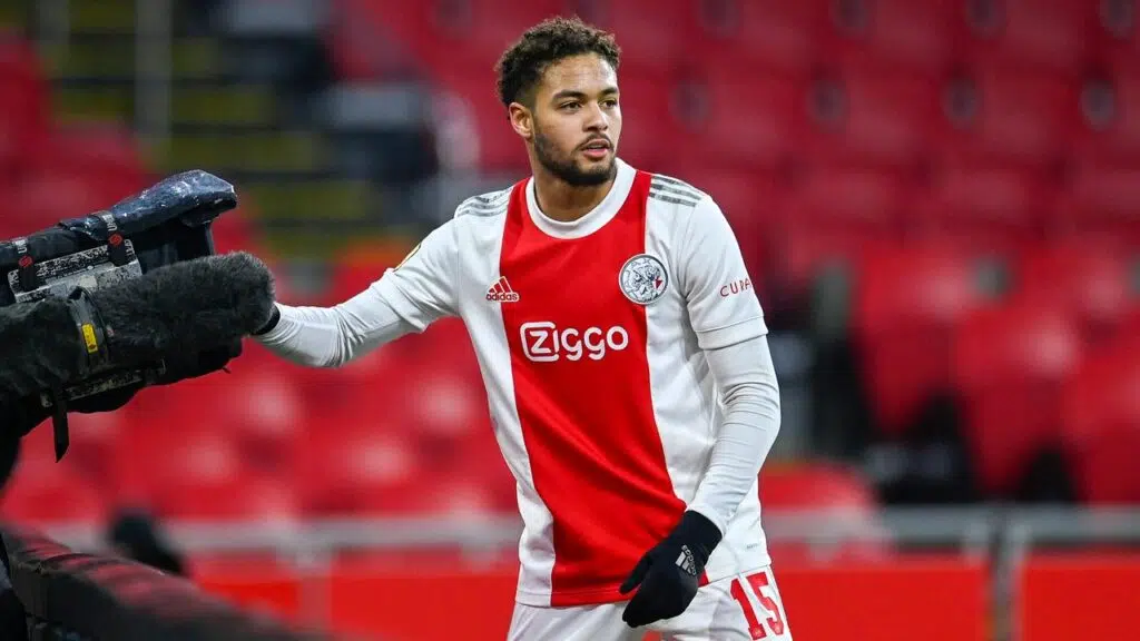 Melhores promessas do fifa 22 para o modo carreira Melhores promessas do fifa 22 para seu modo carreira