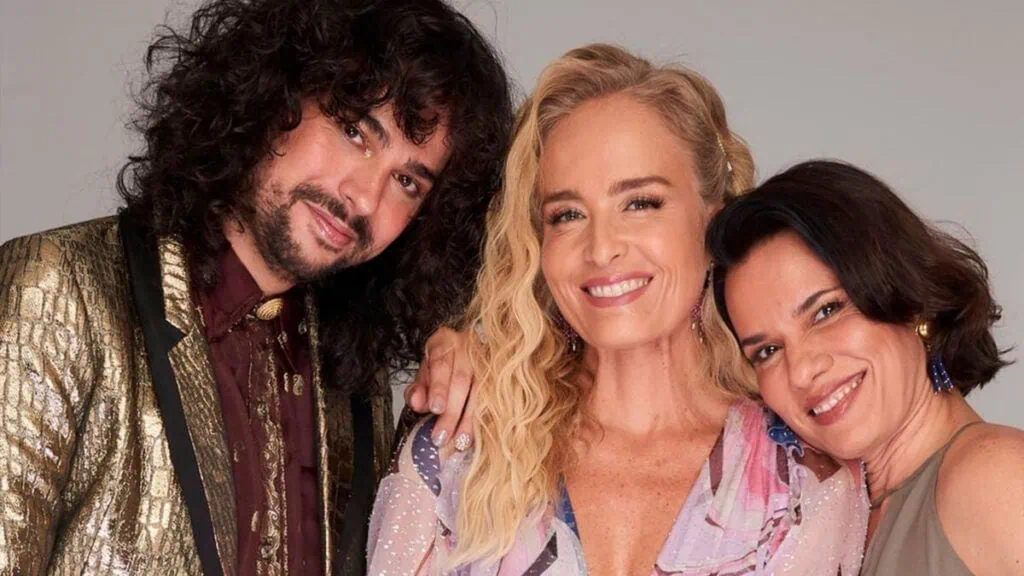 Do you like astrology? Discover 4 series about zodiac signs Angelica commands the astral journey alongside the astrologers paula pires and vítor dicastro