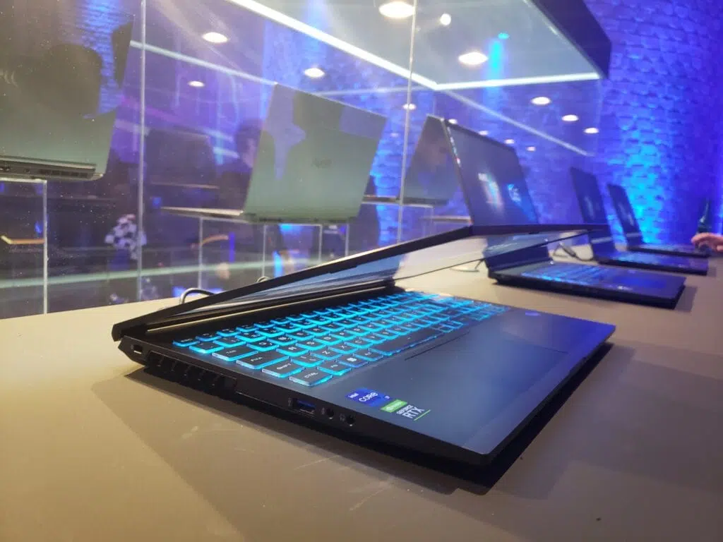 Nya avell hyb bärbara datorer lanseras från R$ 5 Nya avell hyb-datorer lanseras från R$ 5 999. Förutom 12:e generationens Intel Core-processorer har nya modeller i avell hyb-serien ett dedikerat nvidia-grafikkort. Vet alla detaljer