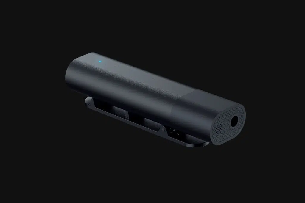 전면의 Razer seiren bt