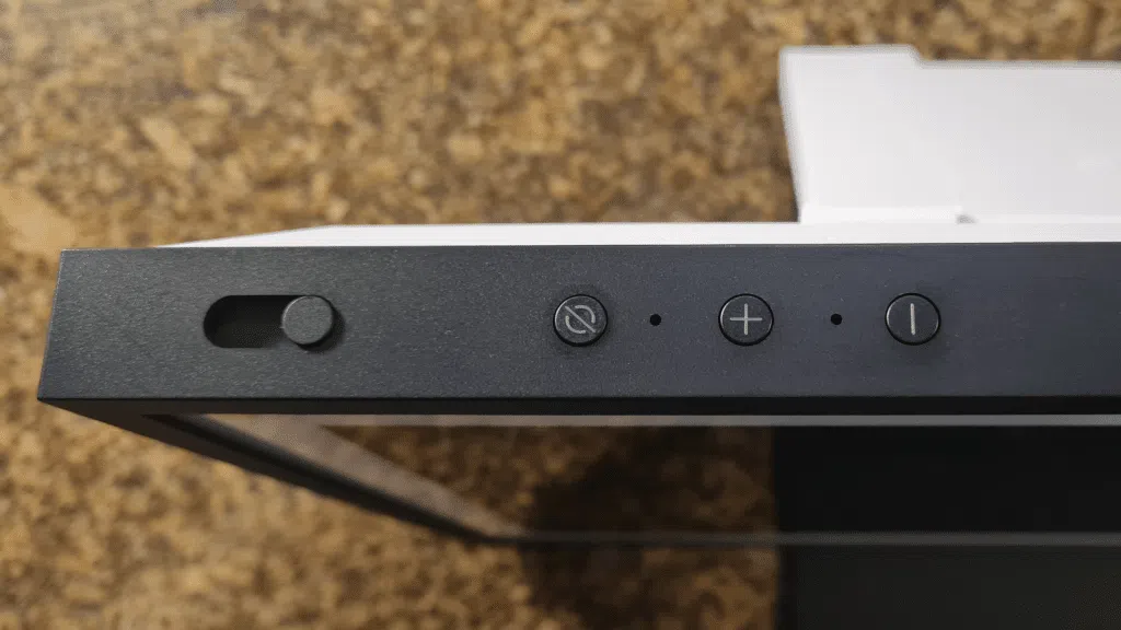 Review: amazon echo show 15 .