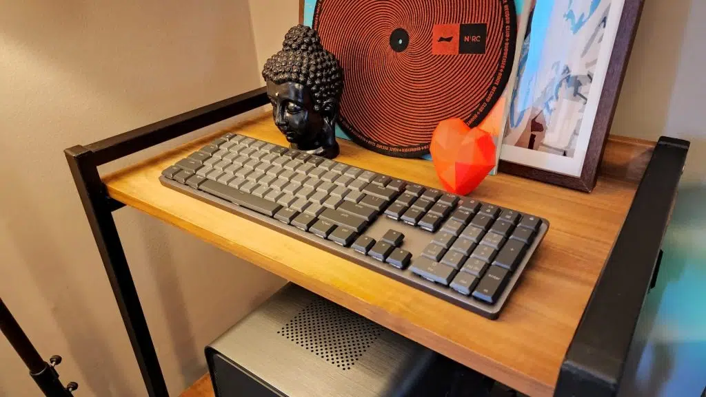 Review: teclados mx mechanical e mx mechanical mini Review: teclados mx mechanical e mx mechanical mini. Voltados para criadores de conteúdo, confira o que achamos dos mx mechanical e mx mechanical da logitech e considere a compra (ou não)