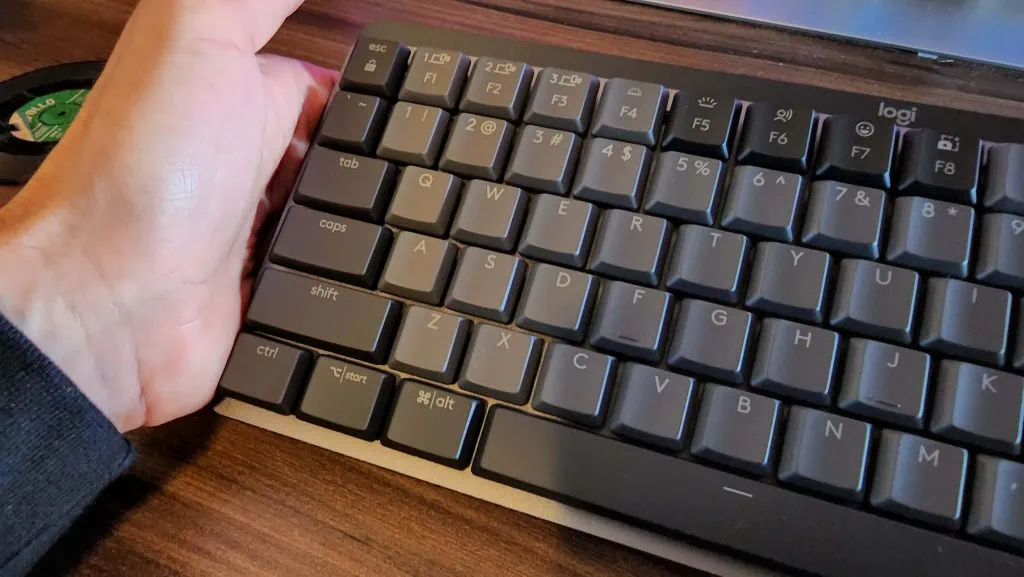 Review: keyboard mini mx mechanical dan mx mechanical Review: keyboard mini mx mechanical dan mx mechanical. Ditujukan untuk pembuat konten, lihat pendapat kami tentang logitech mx mechanical dan mx mechanical dan pertimbangkan untuk membeli (atau tidak)