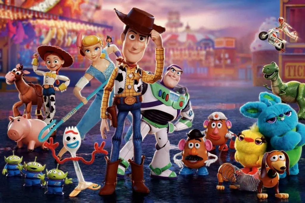 Crítica: lightyear vai ao infinito, mas não além Crítica: lightyear vai ao infinito, mas não além