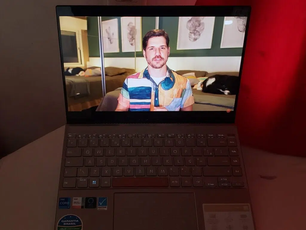 Review: zenbook 14x oled space edition une potência e leveza Tela do zenbook 14x oled space edition