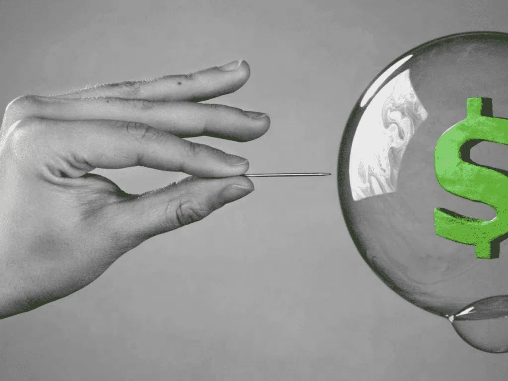 미국 빅 테크, 미국 경기 침체 가능성 신호 인터넷 버블의 폭발을 알리는 이미지