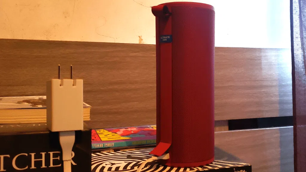Review: megaboom 3 tem graves ideais para festas Carregador da megaboom 3