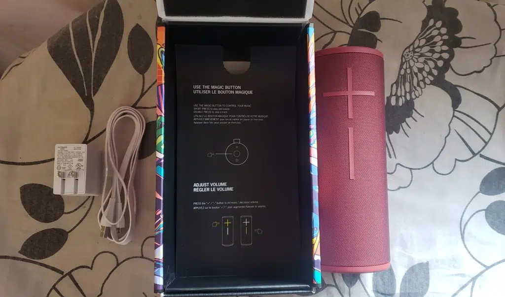 Review: megaboom 3 tem graves ideais para festas Itens enviados pela ultimate ears na caixa da megaboom 3