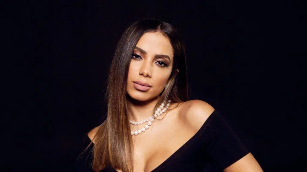 Tatuagem da anitta: entenda a reviravolta no mundo sertanejo Tatuagem da anitta