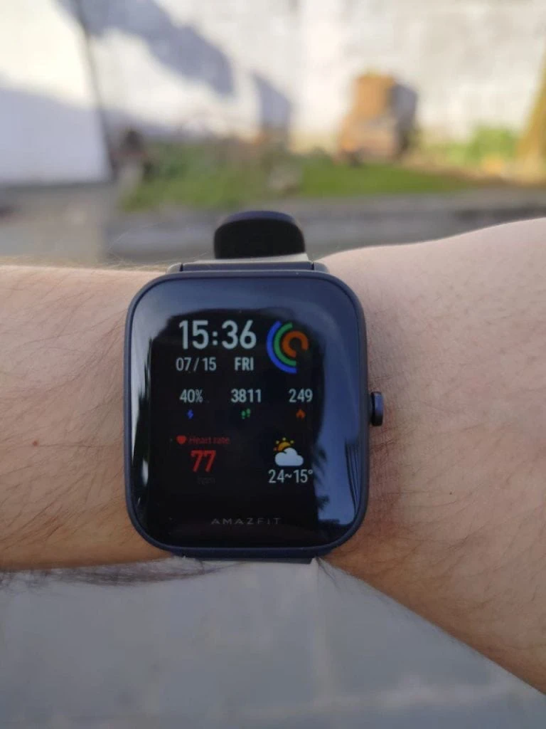 Bewertung: Smartwatch amazfit bip u pro Amazfit bip u pro am Handgelenk