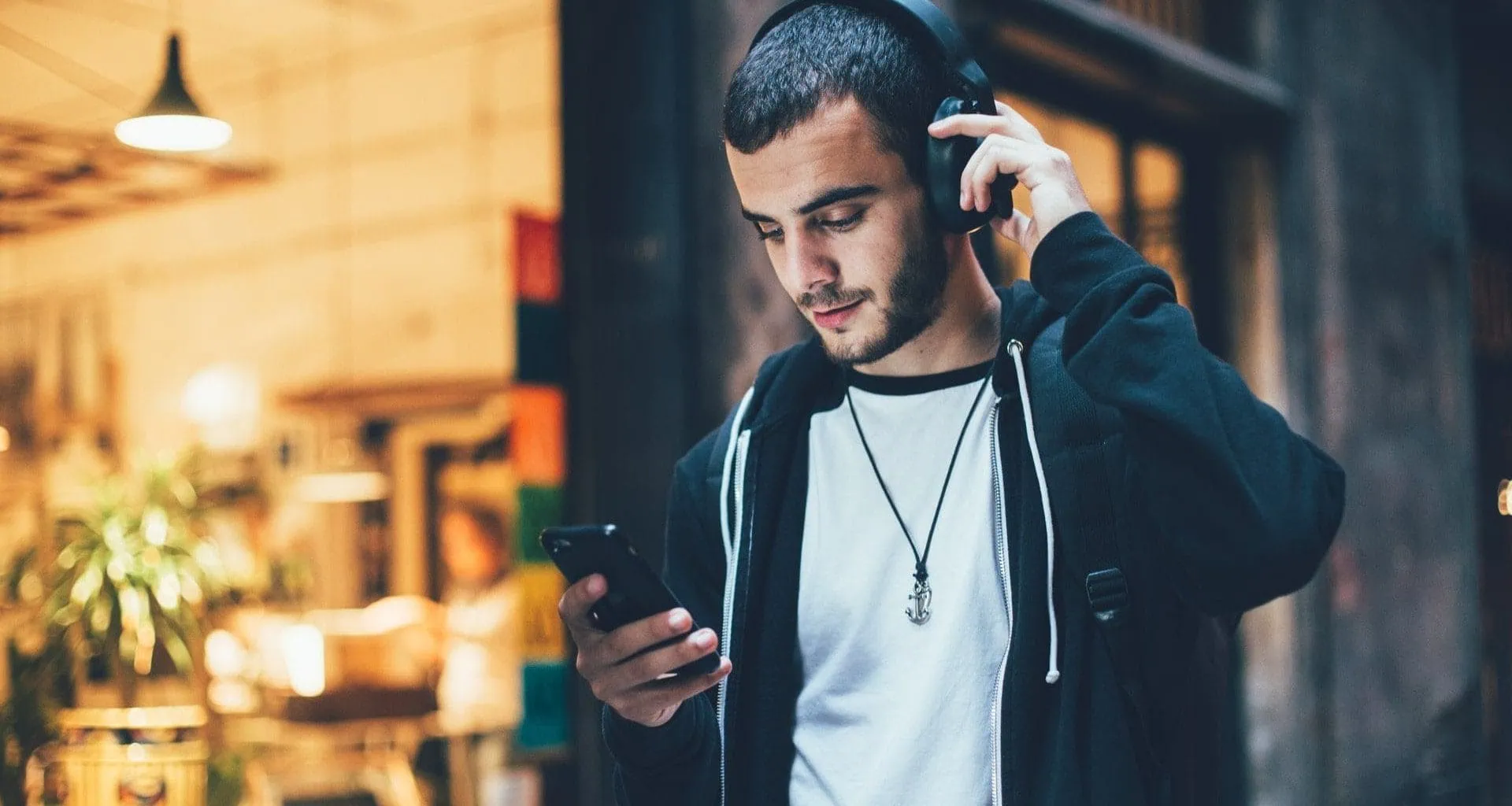 ワイヤレスヘッドホンでより良い音質を約束する技術、bluetooth le audioに会いましょう