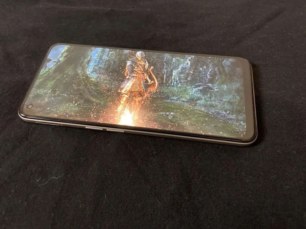 검토: realme 9는 최고급 카메라를 갖춘 중개자입니다. 다크 소울의 이미지가 리마스터된 영역 9 화면