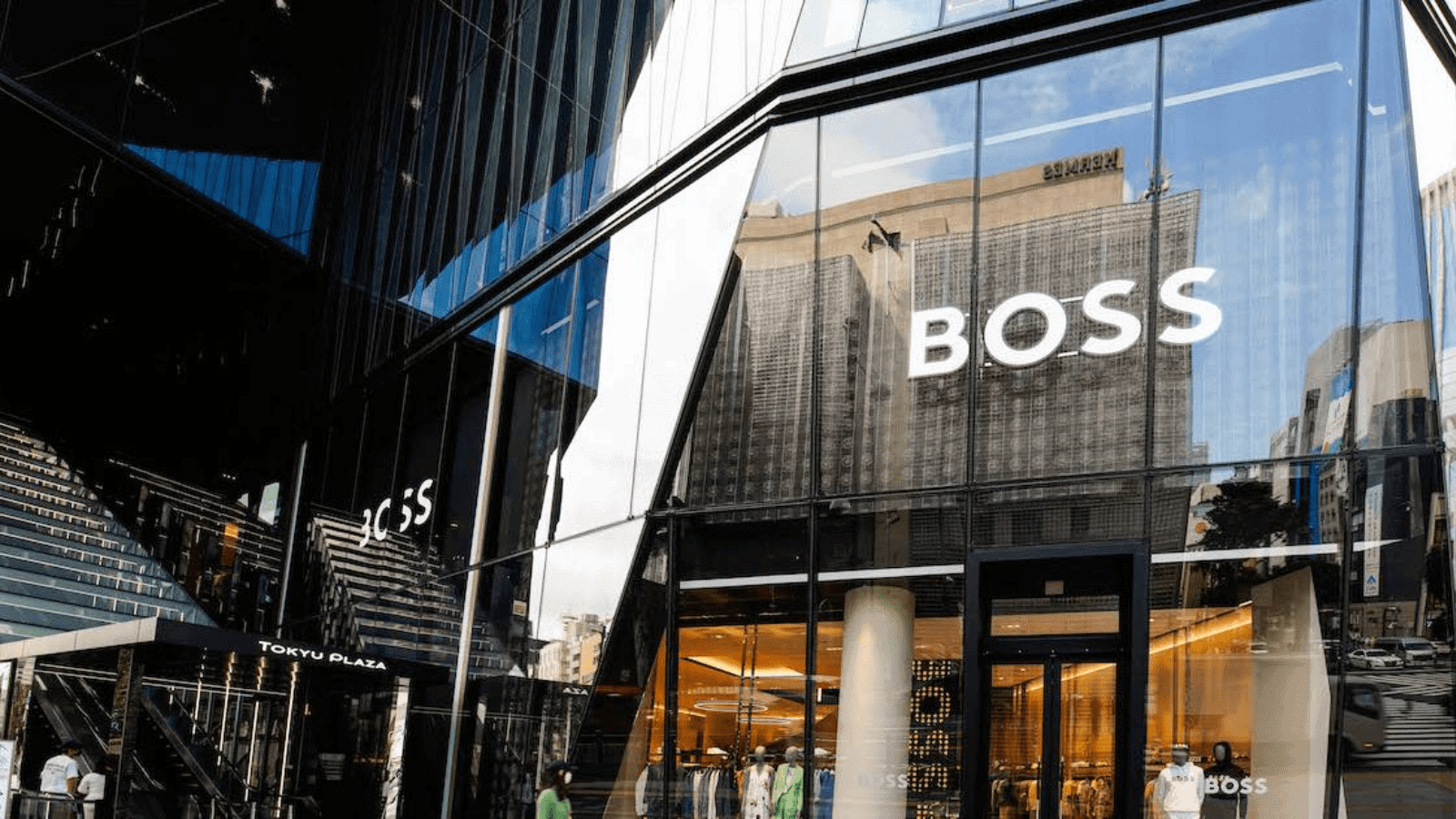 Hugo Boss が拡張現実を備えた仮想試着室を立ち上げ