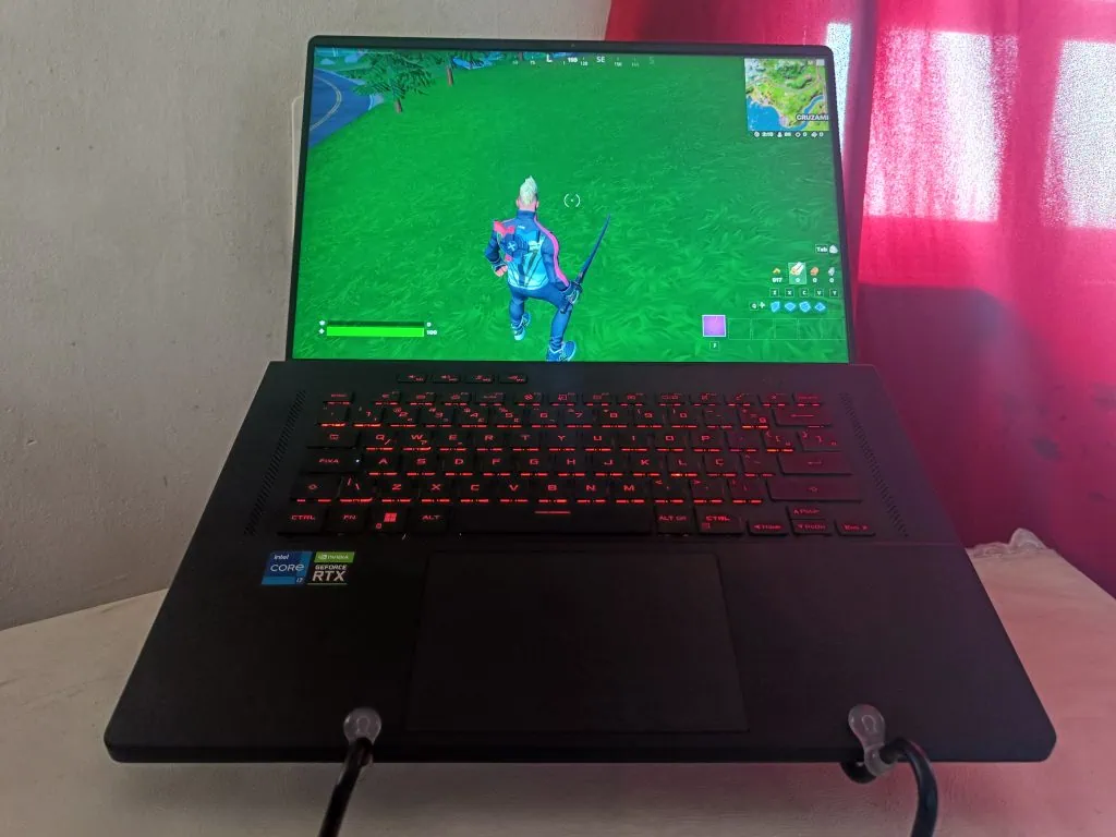 Review: asus rog zephyrus m16, een droom gaming-notebook Fortnite draait op rog zephyrus m16