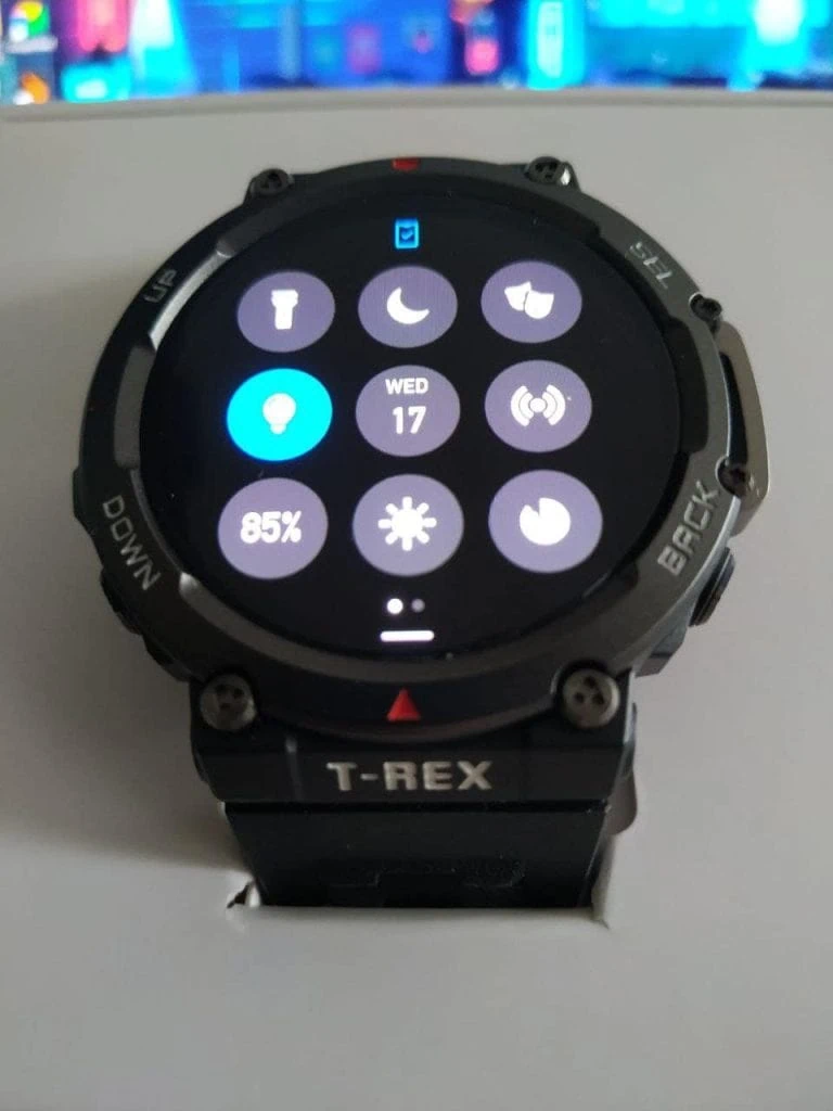 Anmeldelse: amazfit t-rex 2, voldsomt tøff t-rex 2 hurtiginnstillinger amazfit mega tøff klokke
