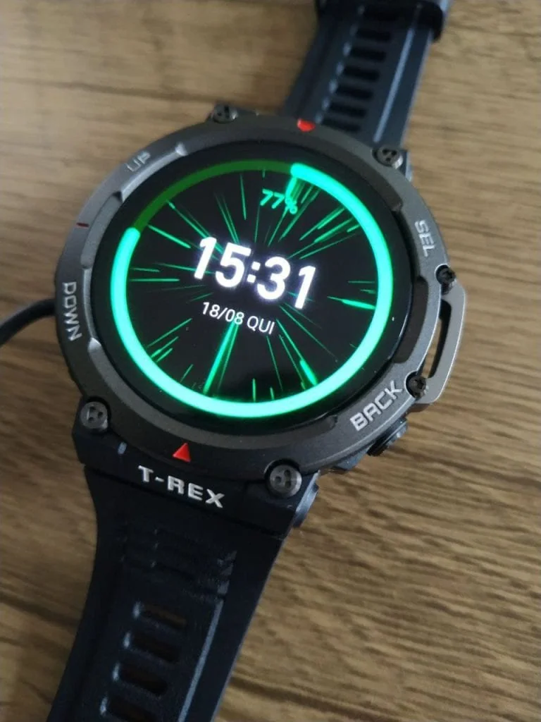 Anmeldelse: amazfit t-rex 2, voldsomt tøff t-rex 2 lasteskjerm
