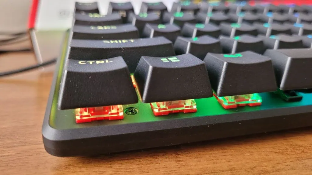 Bewertung: Alloy Origins 65, eine kompakte und effiziente Gaming-Tastatur hyperx