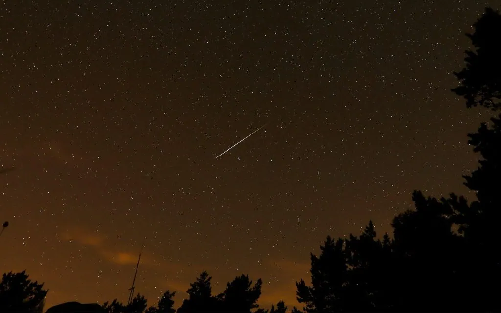 Un professeur veut récupérer la "technologie extraterrestre" du fond de l'océan Meteor avec une technologie extraterrestre possible
