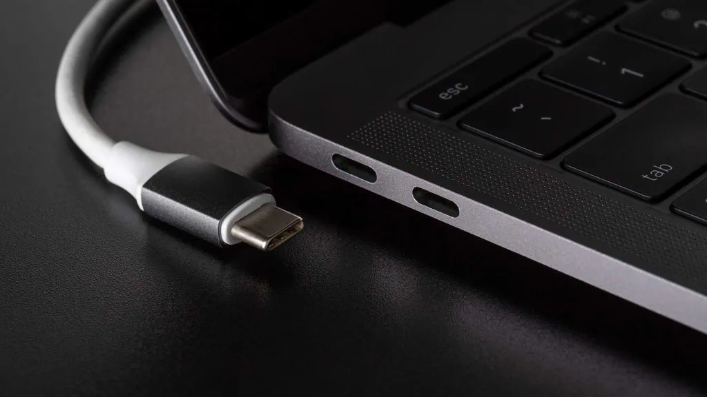 В чем разница между Thunderbolt и usb-c? В чем разница между Thunderbolt и USB-C? Вы знаете разницу между Thunderbolt и usb-c? Ознакомьтесь с нашим подробным прохождением!