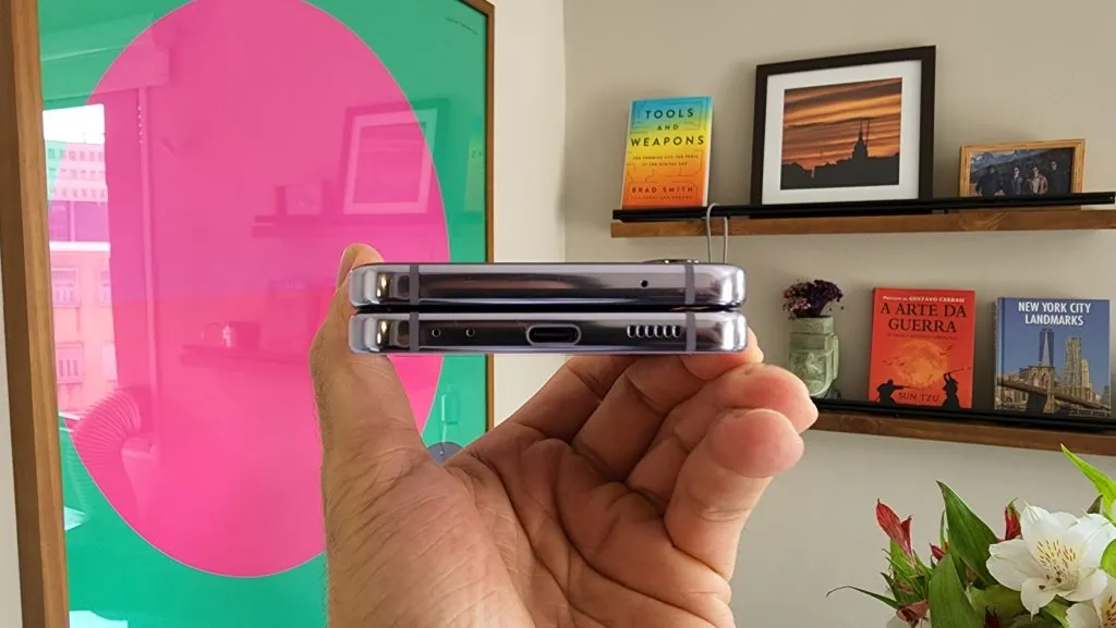 검토: Galaxy Z Flip4 5g는 혁신보다 아름다움에 더 끌립니다. 검토: Galaxy Z Flip4 5g는 혁신보다 아름다움에 더 끌립니다.