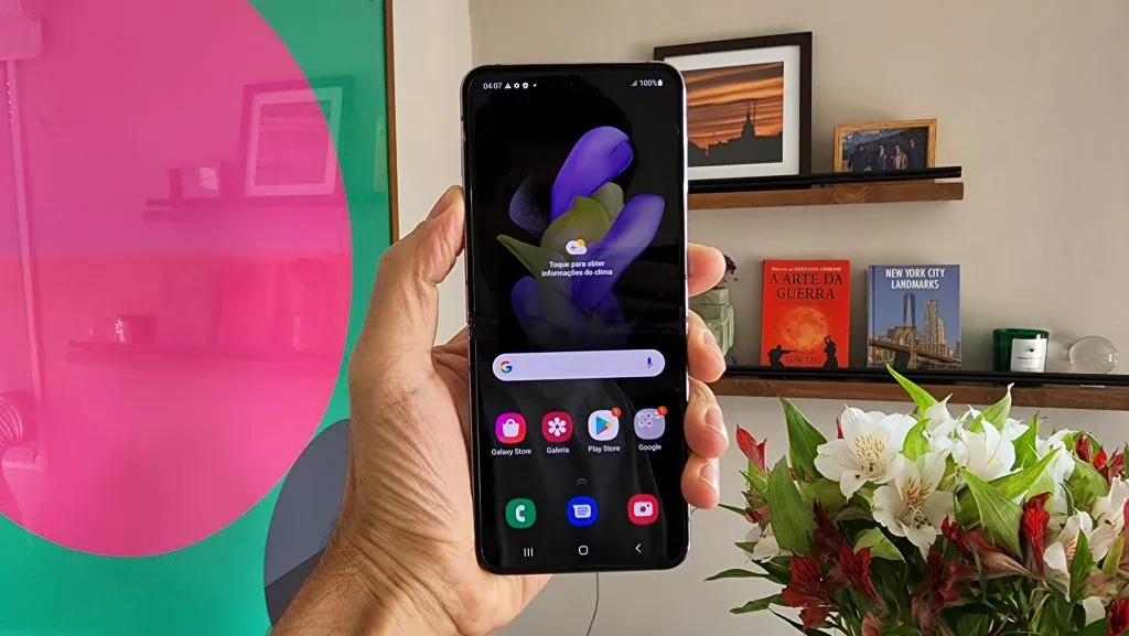 검토: Galaxy Z Flip4 5g는 혁신보다 아름다움에 더 끌립니다. 검토: Galaxy Z Flip4 5g는 혁신보다 아름다움에 더 끌립니다.