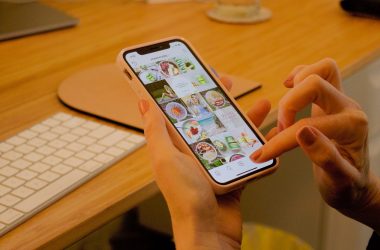 Instagram testa repost de conteúdo no feed de usuários. Novidade do instagram elimina a necessidade de utilizar aplicativos de terceiros para republicar fotos no feed principal. Recurso está em testes e deve ser liberado em breve