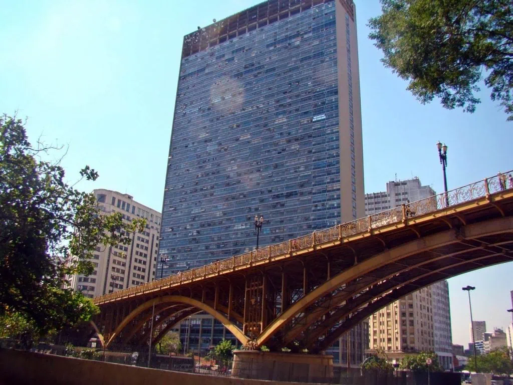圣保罗最高建筑高 172 米 米兰特杜瓦莱