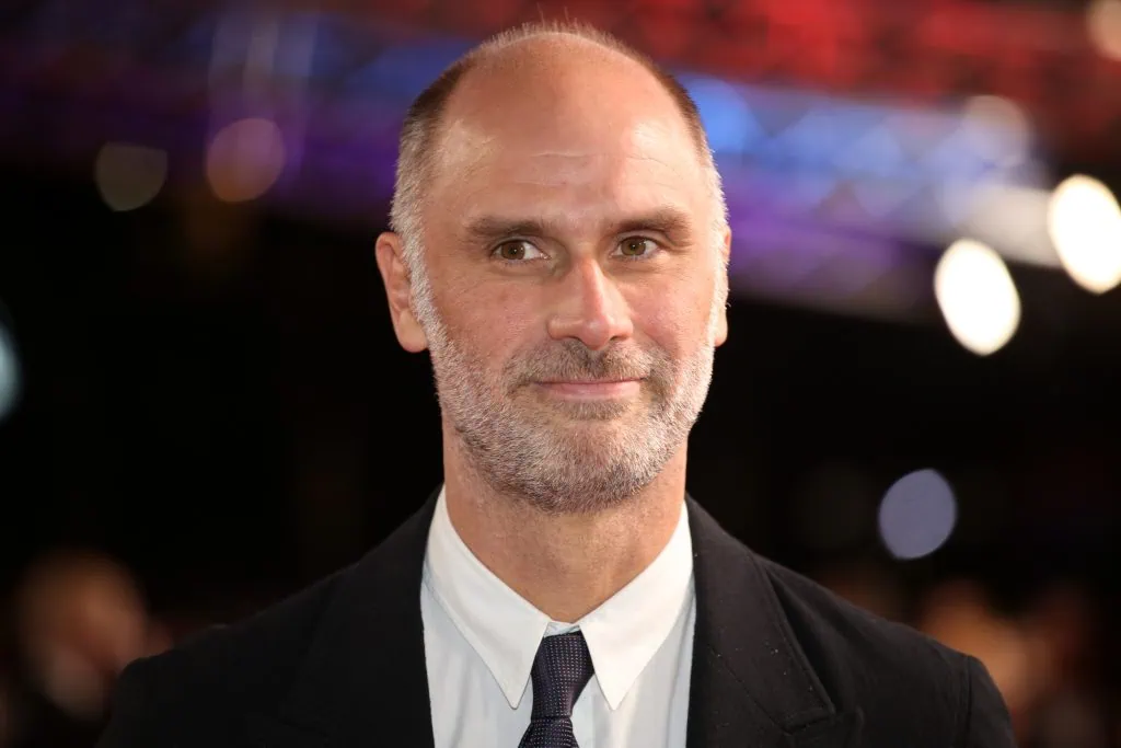 הכירו את זוכי האמי לשנת 2022 הכירו את זוכי האמי לשנת 2022. המהדורה ה-74 של פרסי האמי הביאה שילוב של הפתעות ותוצאות צפויות; לראות מי לקח הביתה את הפסלון