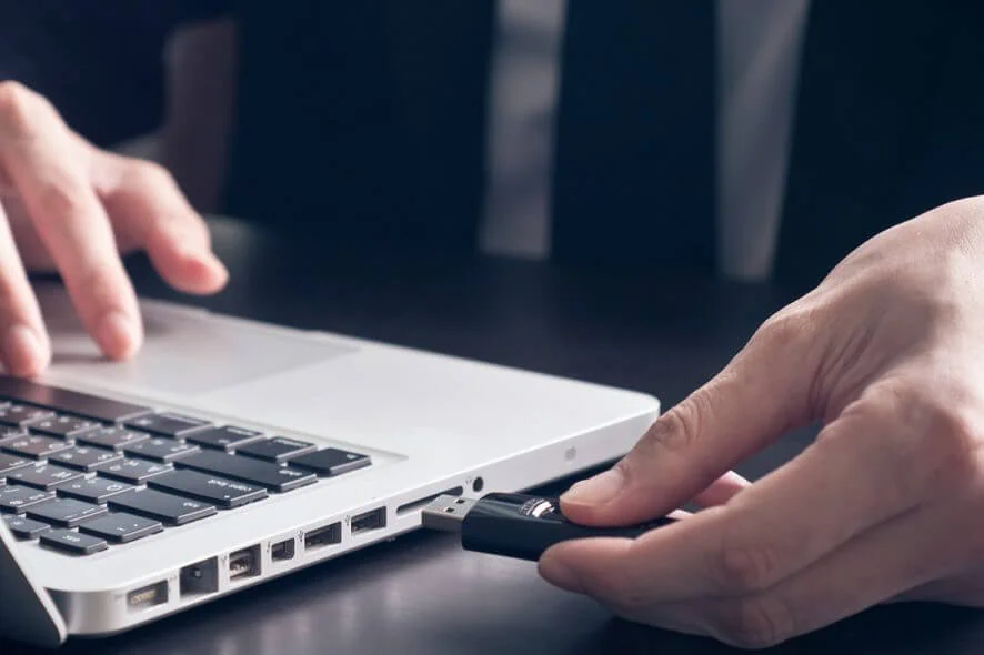 Como fazer backup no windows 10 e 11 Pendrive como dispositivo de armazenamento para backup - imagem ilustrativa