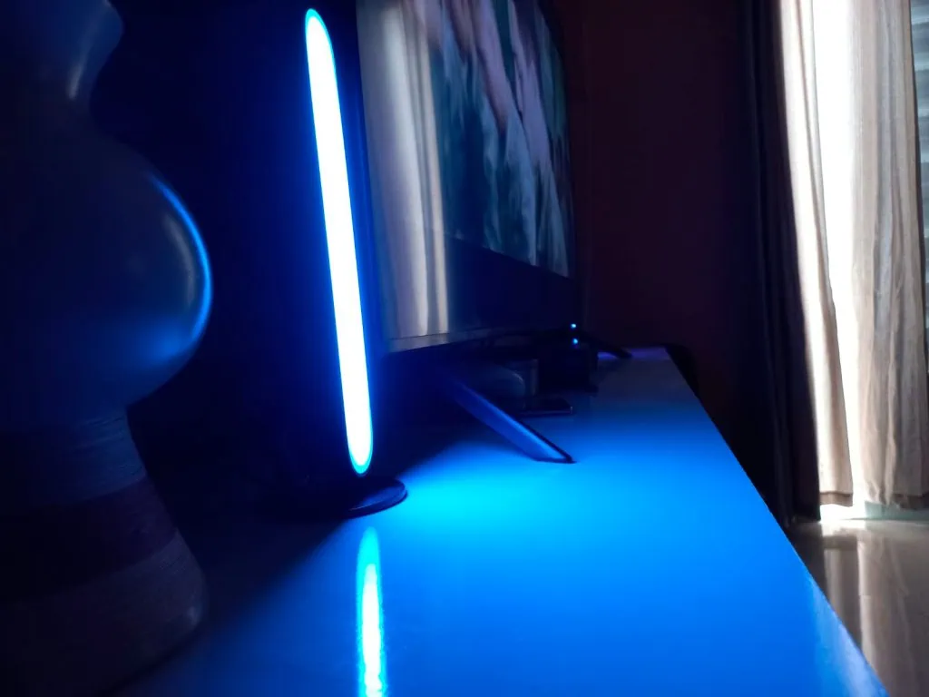 Review: philips hue play light bar, luz de ambientação inteligente para sua casa. As barras de luz inteligente philips hue play light bar são perfeitas para criar um ambiente aconchegante para sua casa ou deixar uma vibe tecnológica durante as partidas de videogame