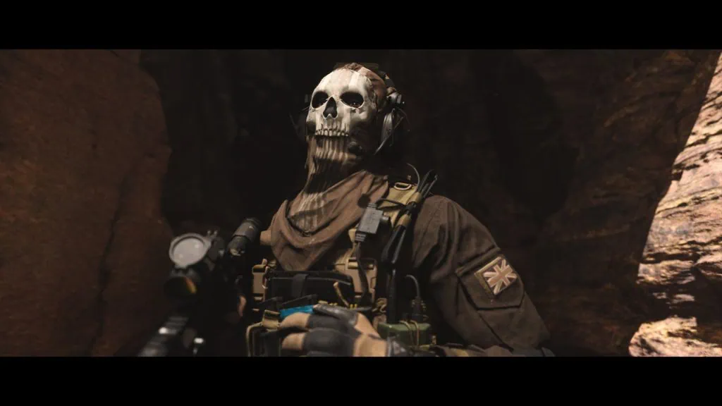 軍事紛争を舞台に、マスクを着けたキャラクターを使った脱出または戦闘テクニック。