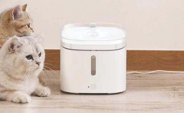 Novos alimentador e bebedouro inteligentes da xiaomi chegam ao brasil Alimentador e bebedouro inteligente xiaomi para gatos e cães no brasil.