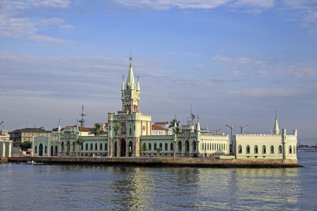 Os 30 melhores pontos turísticos para visitar no rio de janeiro Os 30 melhores pontos turísticos para visitar no rio de janeiro. Superestimado ou imperdível? Separamos os melhores lugares para conhecer no rio de janeiro para ajudar os interessados a montar um tour completinho pela cidade