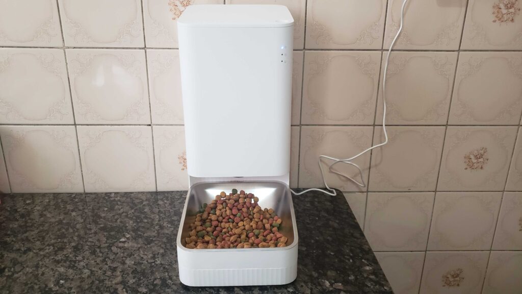 Review: alimentador inteligente para pet xiaomi economiza tempo Imagem do alimentador inteligente para pet xiaomi