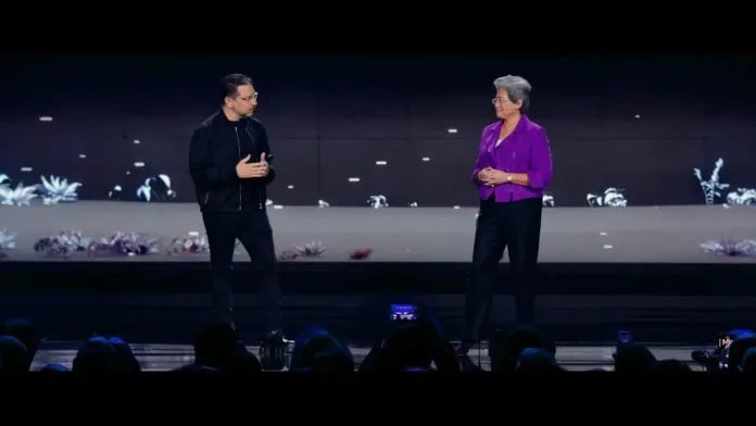 Imagen de un evento con dos ponentes discutiendo el futuro de la IA en Windows.
