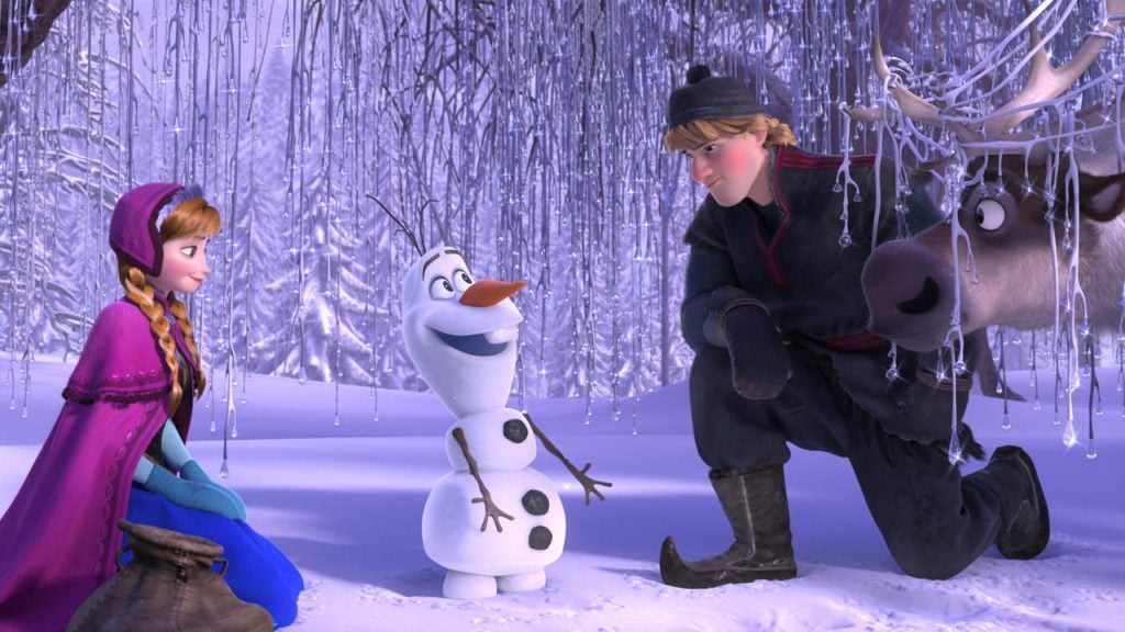 Conheça os melhores filmes que fazem 10 anos em 2023 Cena do filme frozen: uma aventura congelante
